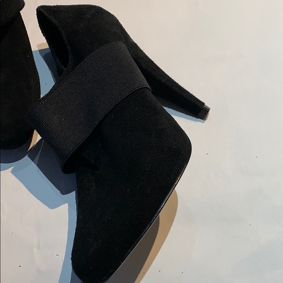 BCBG black suede heels - Picture 3 of 3